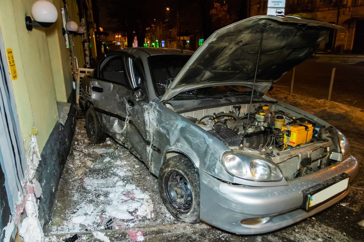 Водитель Daewoo пострадал