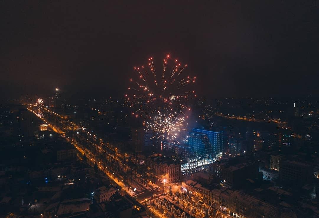 Хорошо, что у соседей есть лишние деньги для вашего восторга. Фото: glebastee Хорошо, что у соседей есть лишние деньги для вашего восторга. Фото: glebastee