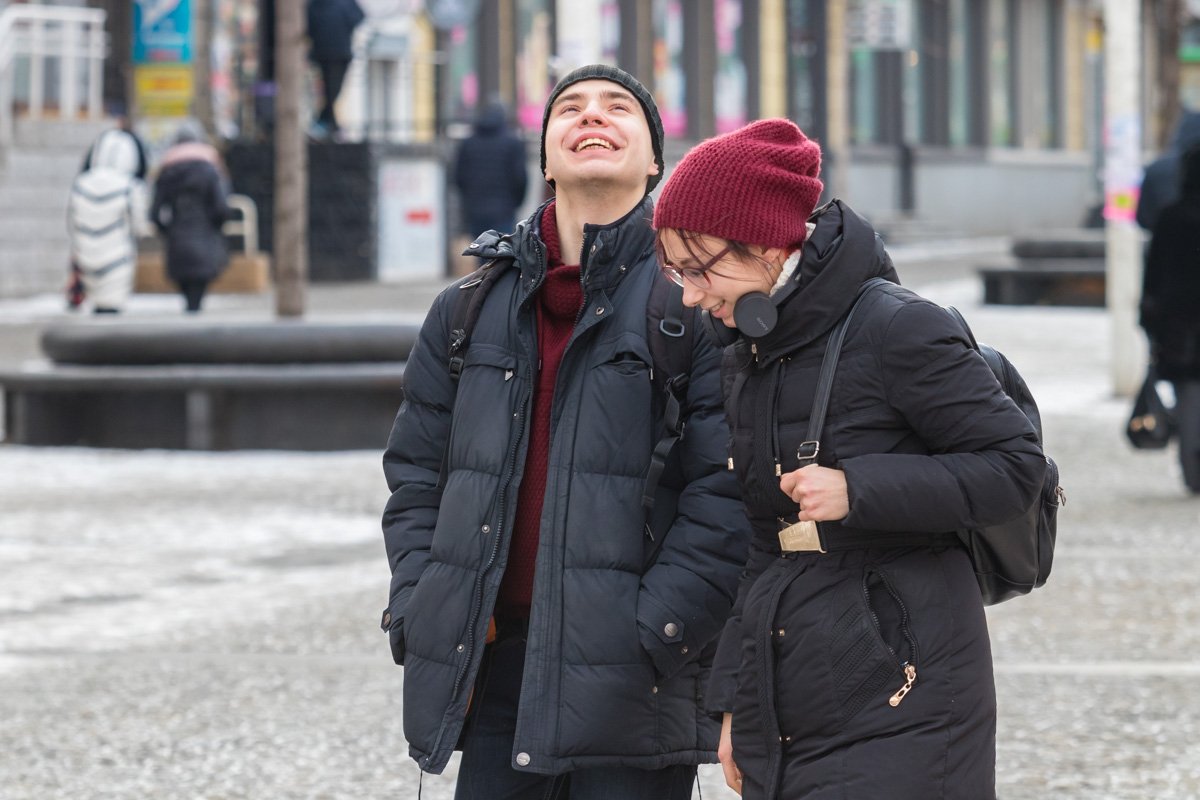 -Да! Зарплата пришла! -Да! Зарплата пришла!