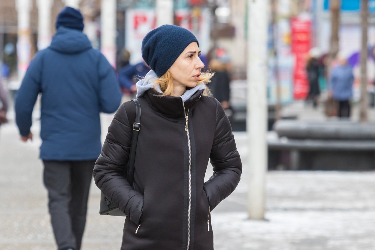 - Почему у всех выходной, а я иду на работу?! - Почему у всех выходной, а я иду на работу?!