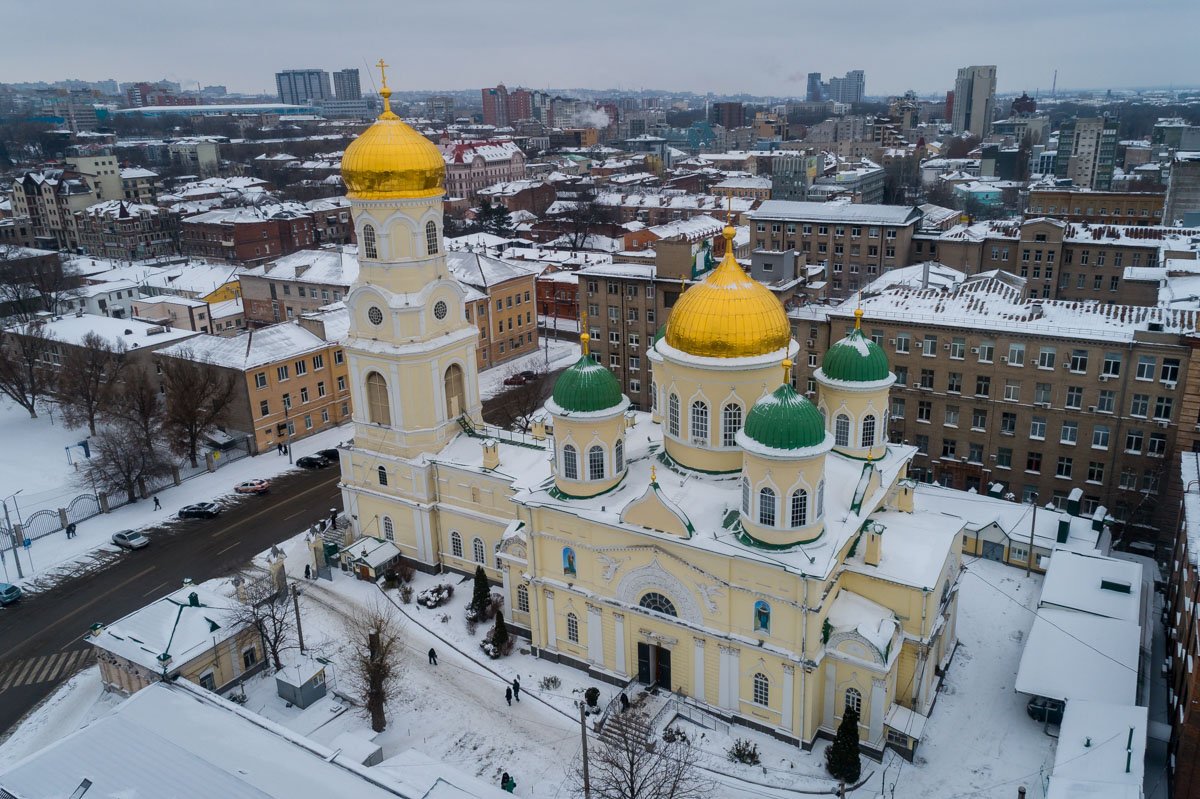 Зима укутала город Зима укутала город