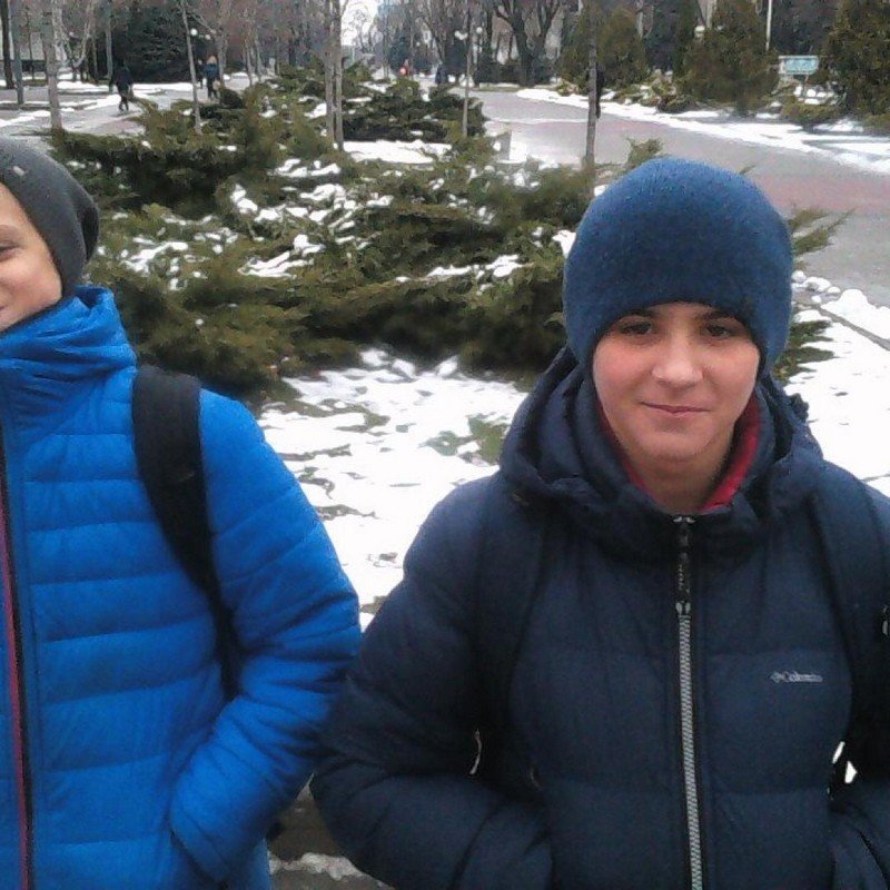 Друг в селфи не бросит