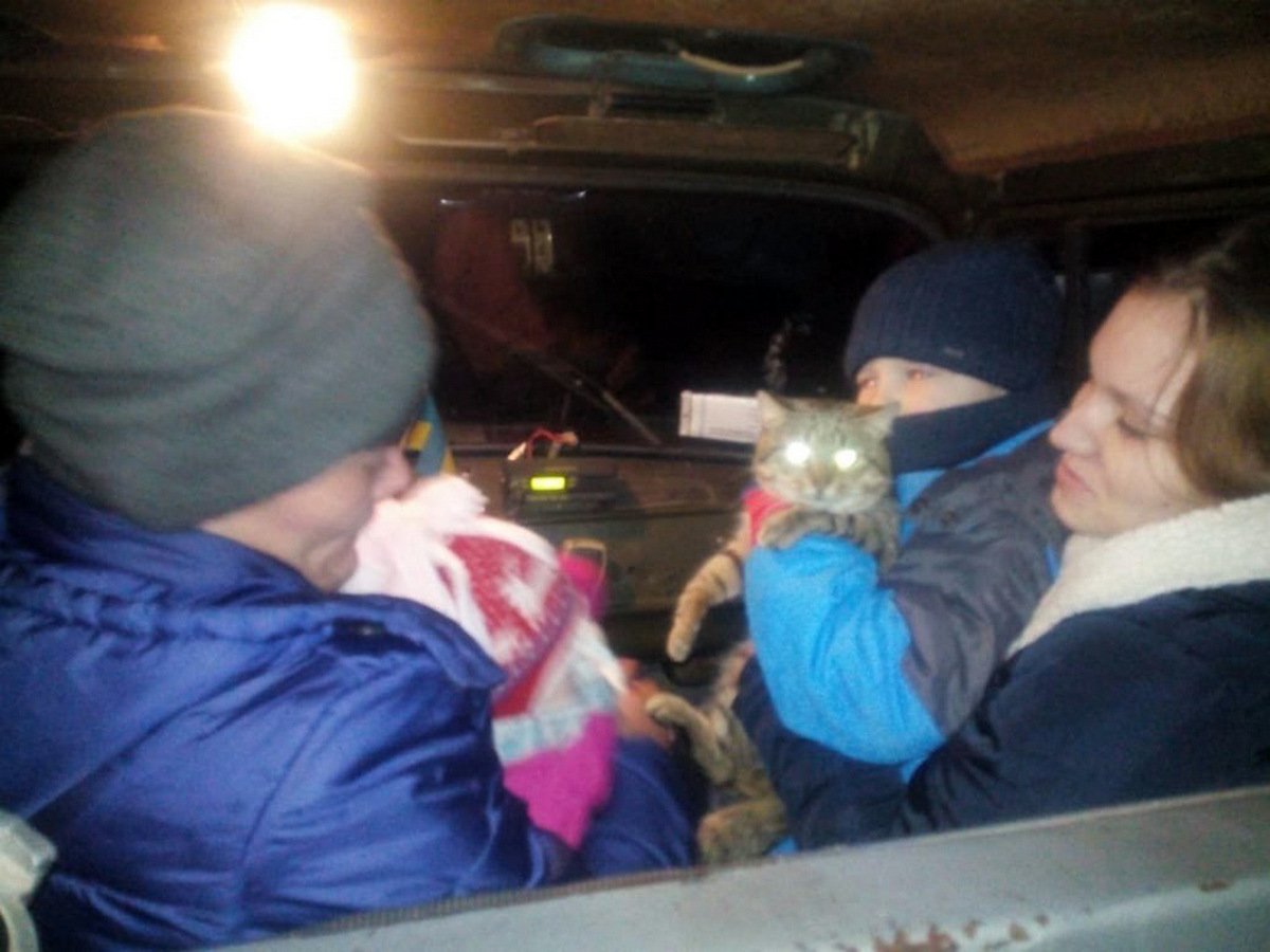 В области из снега спасают автомобили и людей В области из снега спасают автомобили и людей