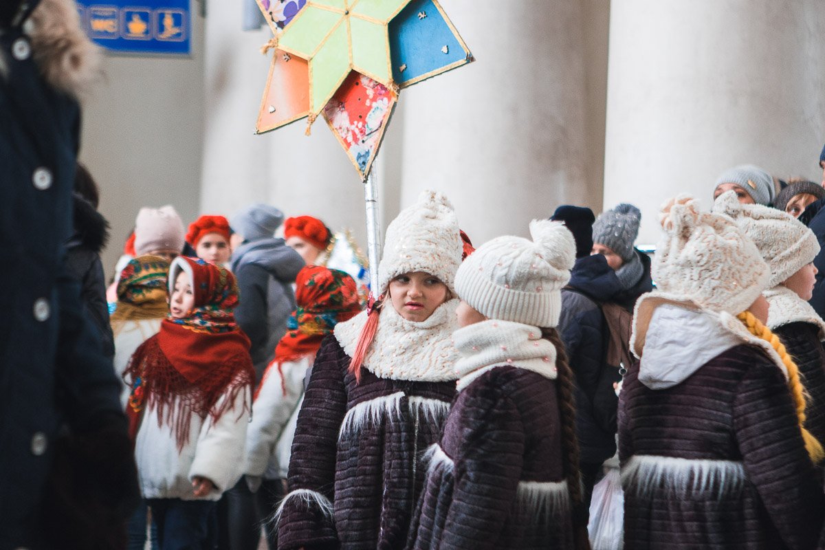 - Слушай, а что мы здесь делаем?