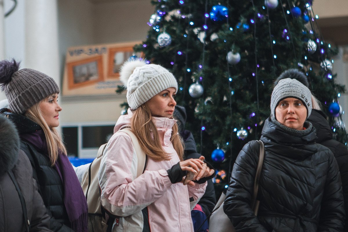 Родители с гордостью наблюдали за своими детьми