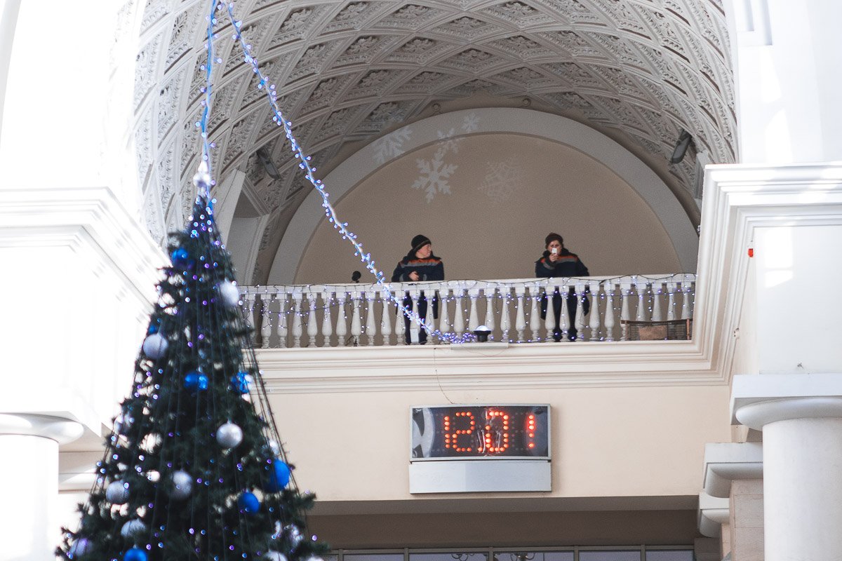 Сотрудники вокзала смогли отвлечься от будничных дел и насладиться вертепом