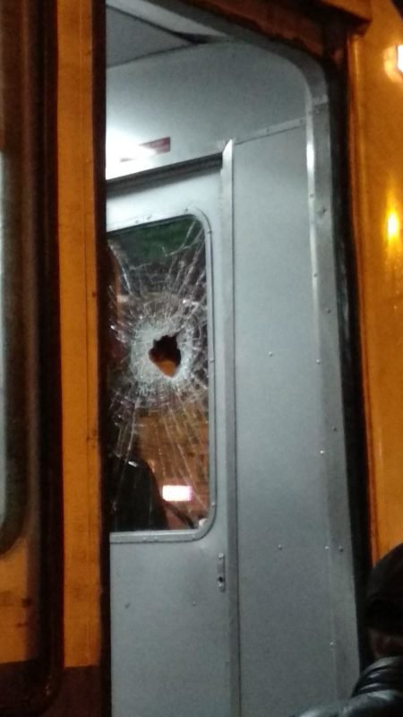 В Днепре пьяный мужчина напал на водителя трамвая В Днепре пьяный мужчина напал на водителя трамвая