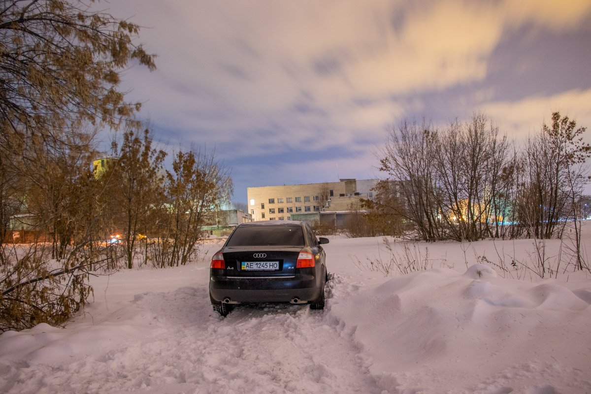 Остановить правонарушителя удалось только после того, как автомобиль выкинуло в поле Остановить правонарушителя удалось только после того, как автомобиль выкинуло в поле