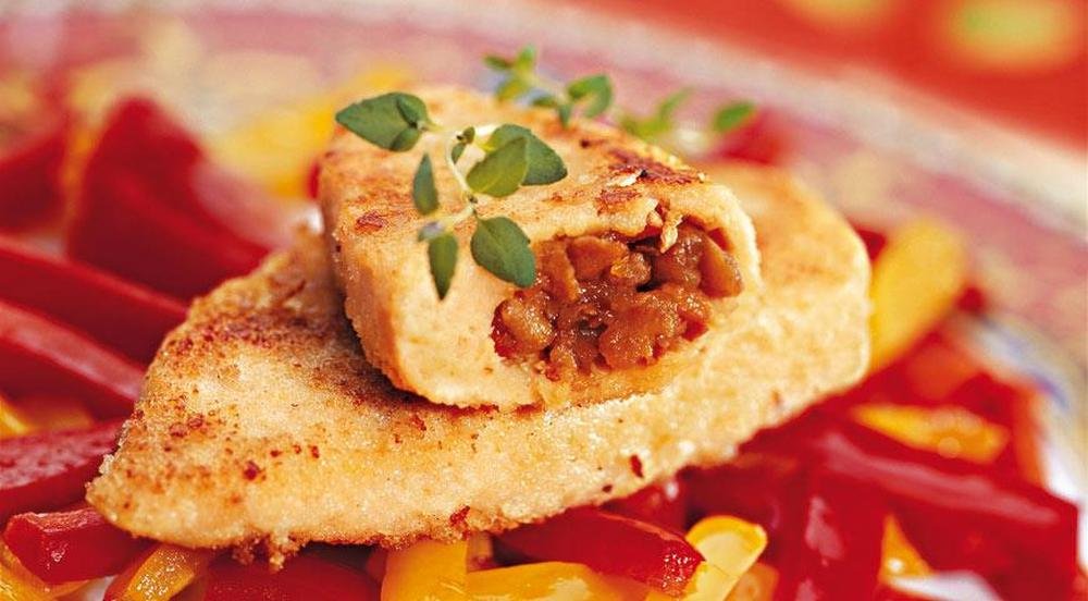 Полезные и вкусные рецепты: как приготовить куриные зразы с грибной начинкой