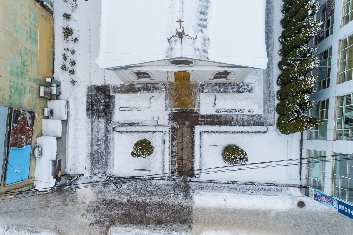 Так она выглядит сверху