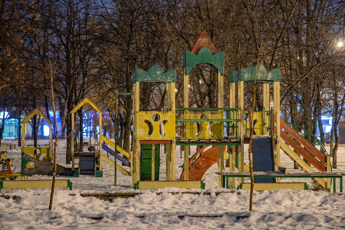 Ночью город приобретает совершенно иной вид Ночью город приобретает совершенно иной вид