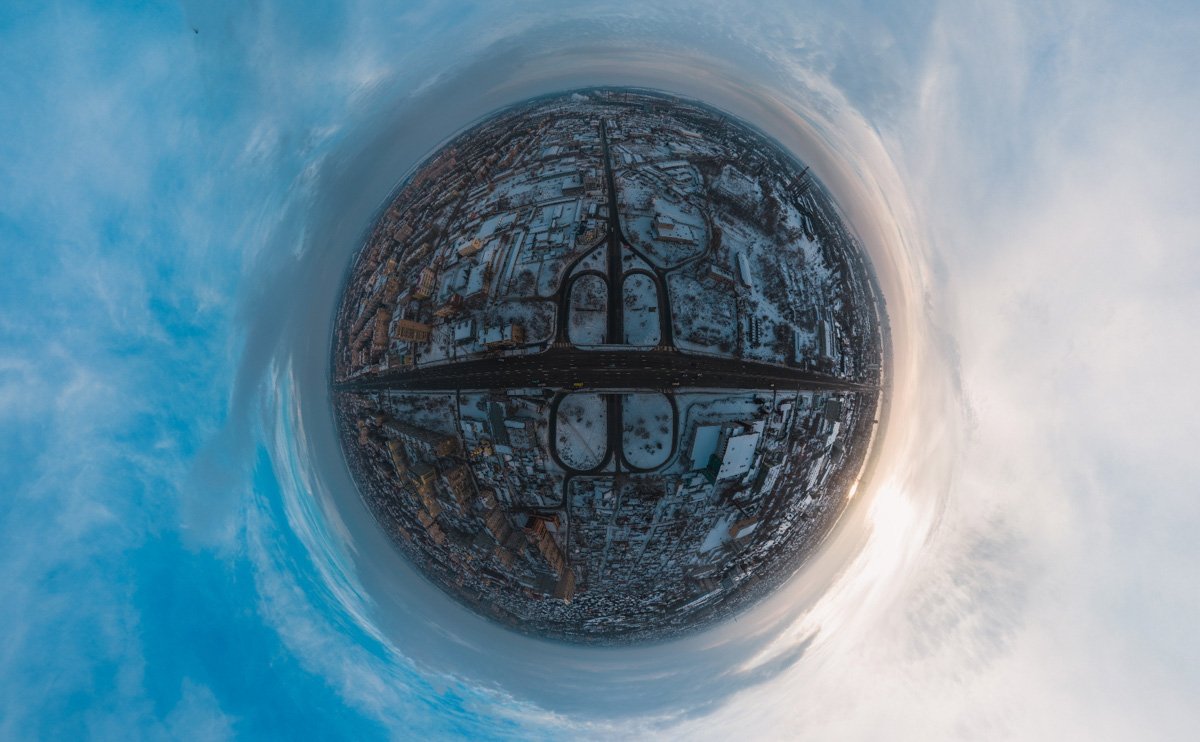 Дорожный клевер на Слобожанском проспекте :) Дорожный клевер на Слобожанском проспекте :)