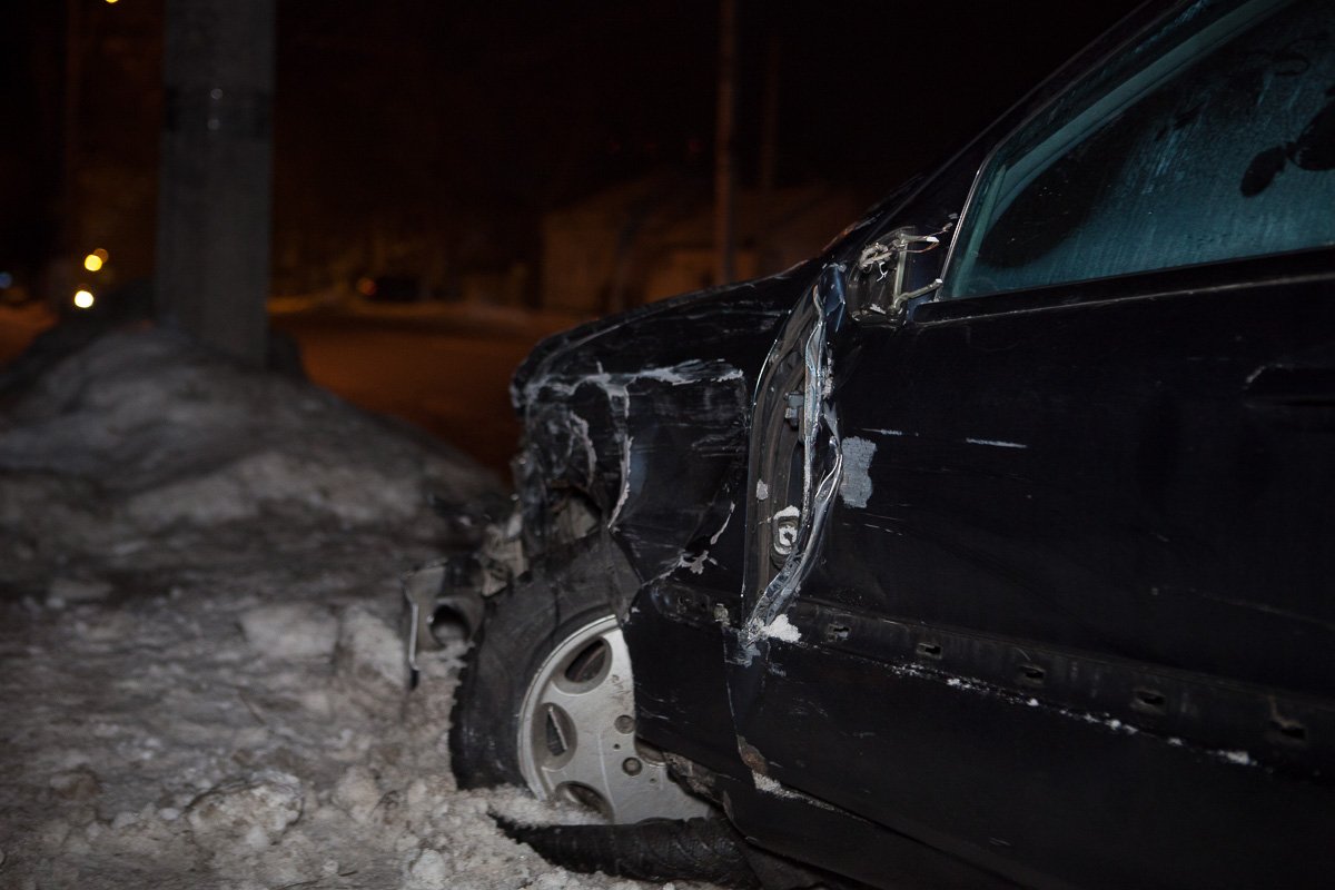 Водитель Mazda также утверждал, что водитель Mercedes ехал на очень большой скорости
