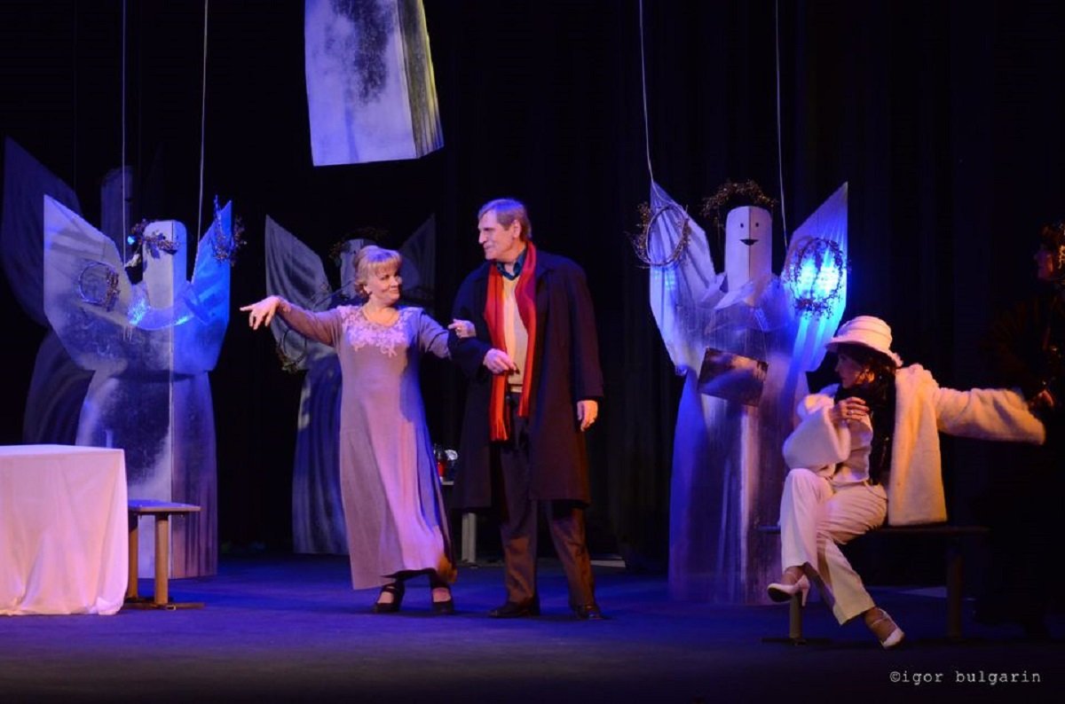 Это легкая остроумная история о любви Это легкая остроумная история о любви