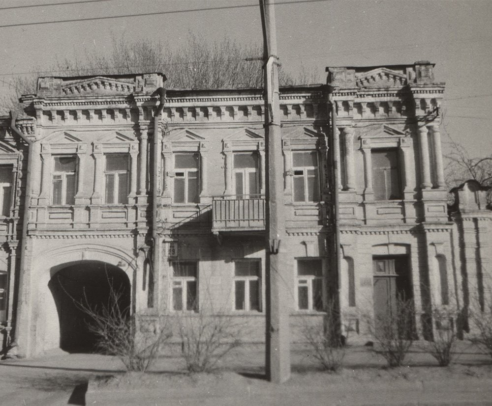 Дом № 29 на проспекте Поля...