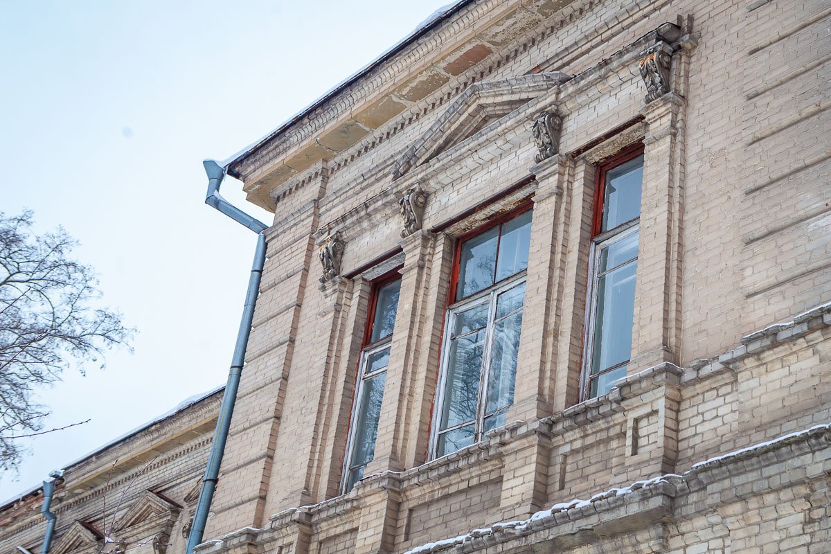 За весь период Второй Мировой Войны в госпитале лечились 76 814 раненых и больных За весь период Второй Мировой Войны в госпитале лечились 76 814 раненых и больных