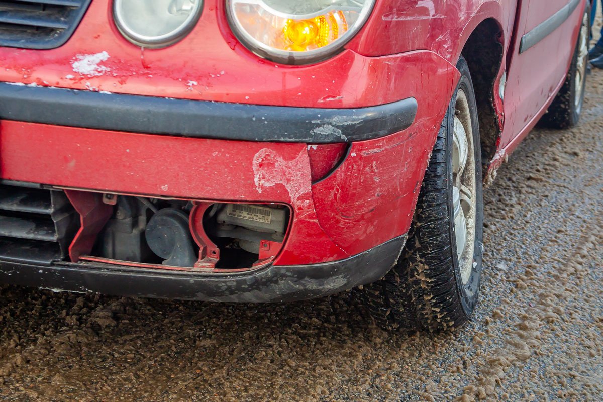 Из-за столкновение затруднилось движение Из-за столкновение затруднилось движение