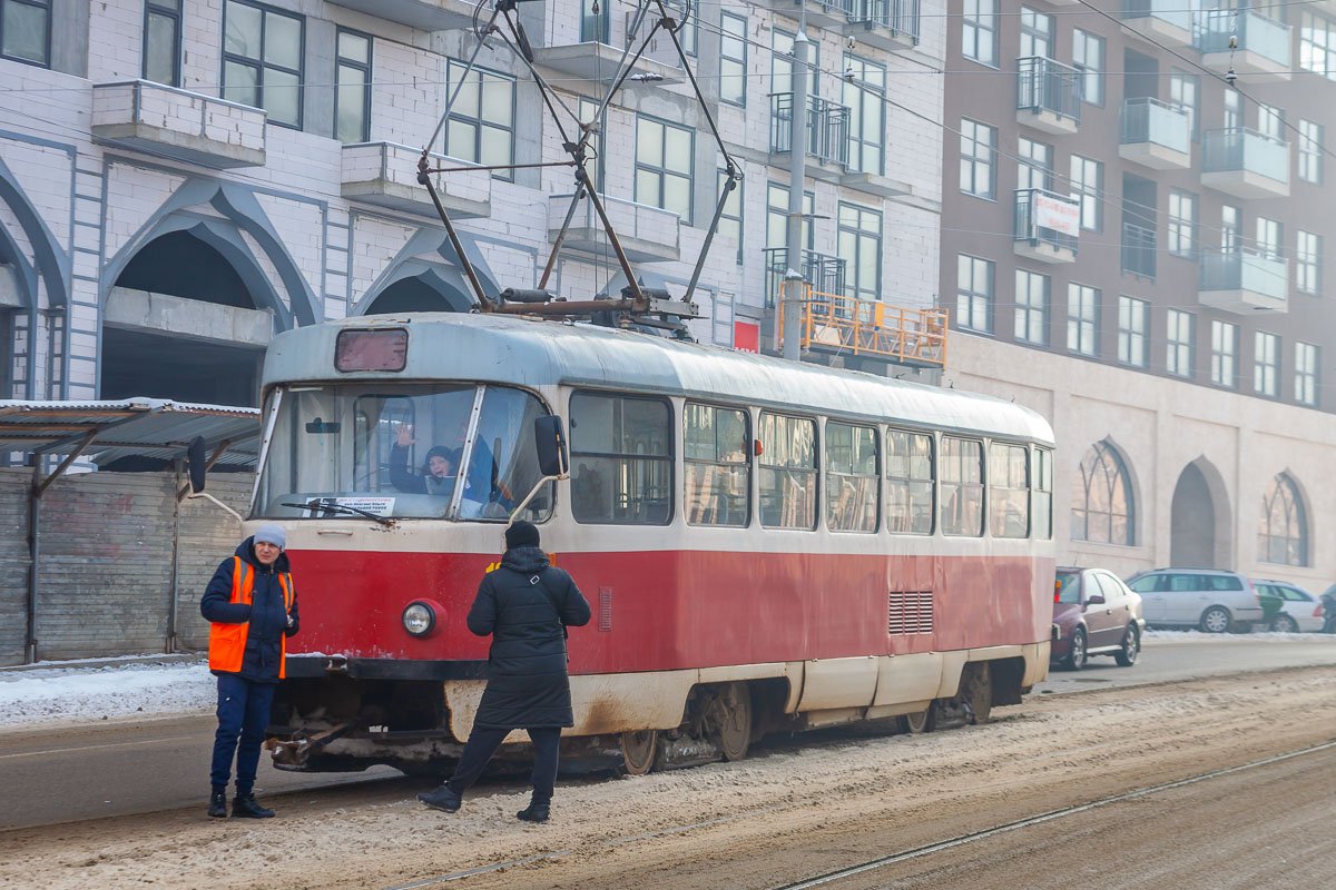 Трамваи стоят Трамваи стоят