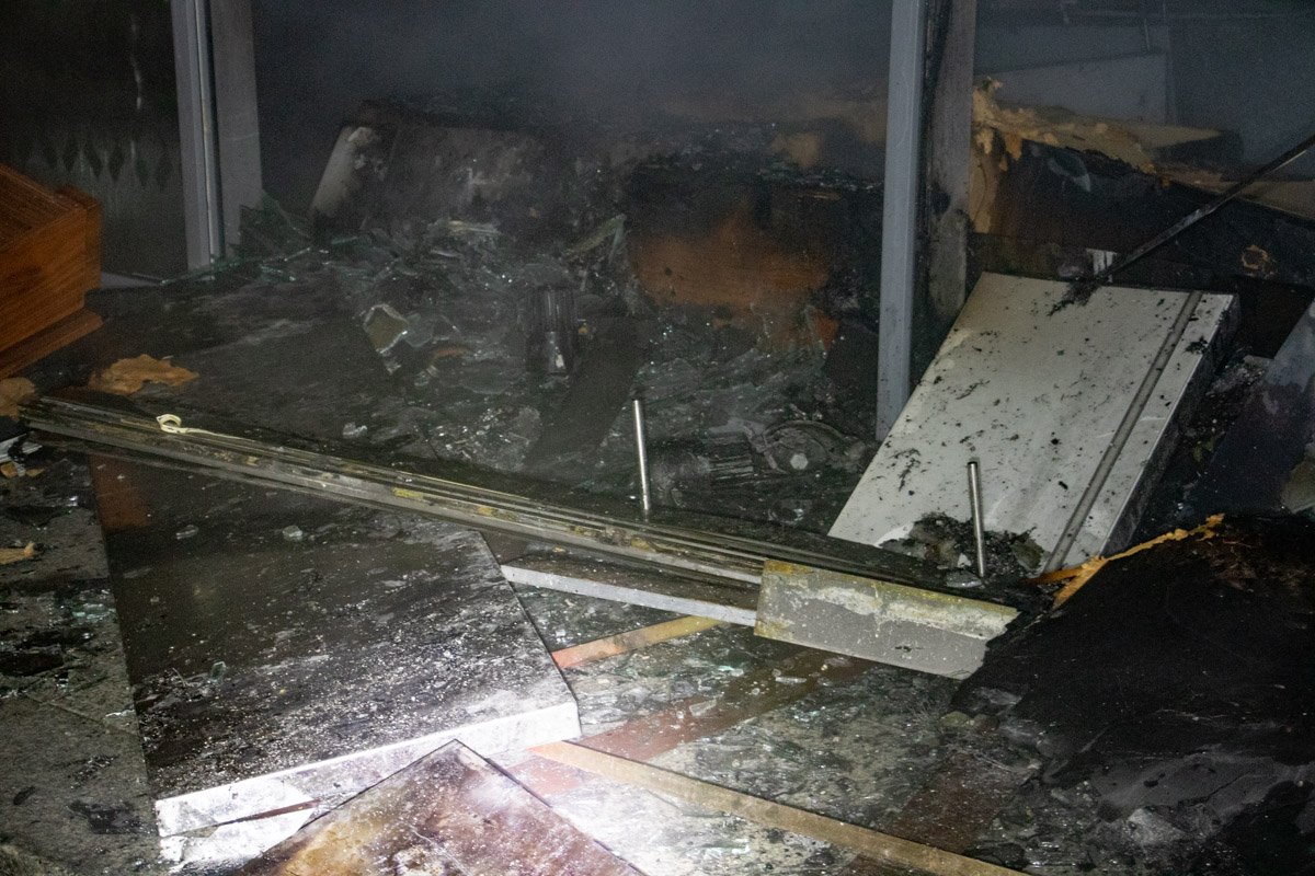 Имущество выгорело практически полностью  Имущество выгорело практически полностью