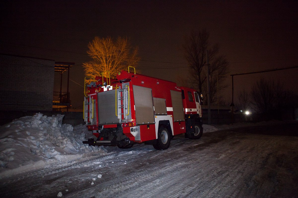 На месте работали спасатели 4 пожарно-спасательной части На месте работали спасатели 4 пожарно-спасательной части