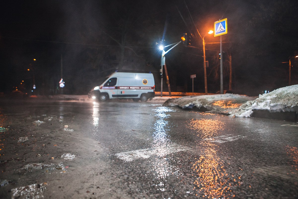 Есть ли вода у жителей этой улицы пока не известно Есть ли вода у жителей этой улицы пока не известно