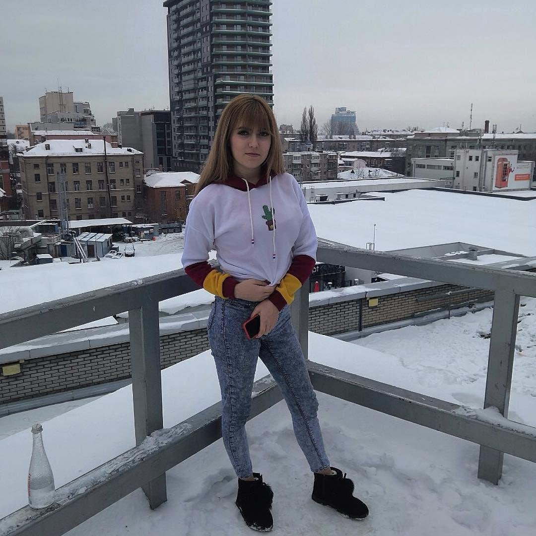 Ради хорошего кадра, можно и в мороз без куртки