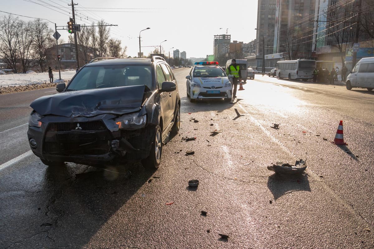 Движение на данном участке дороги не затруднено Движение на данном участке дороги не затруднено
