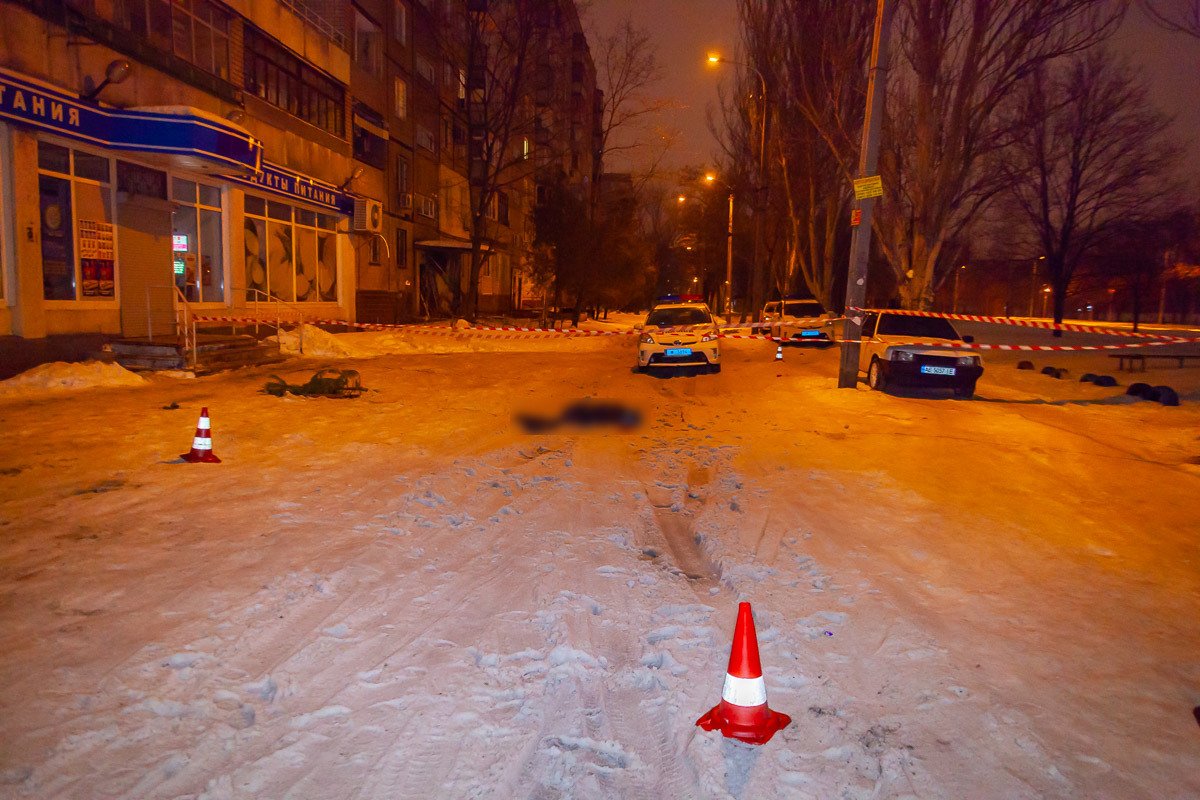 Оградили место Оградили место