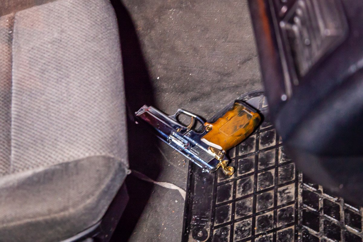 Нашли стартовый пистолет