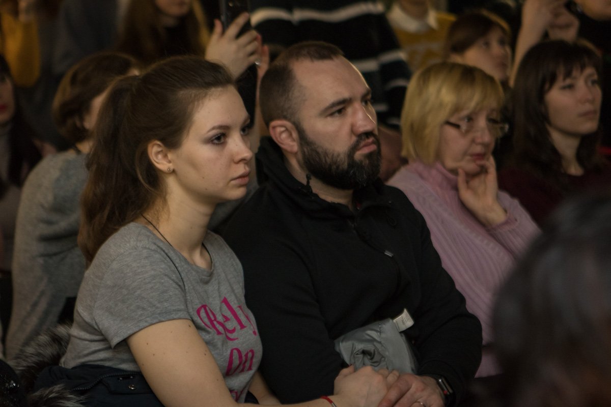 Почтить память жертв Холокоста пришло около 100 человек Почтить память жертв Холокоста пришло около 100 человек