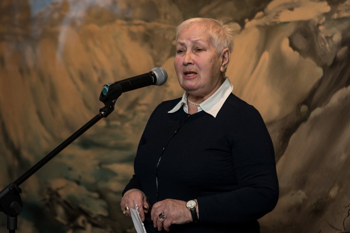 Люди делились историями, воспоминаниями Люди делились историями, воспоминаниями