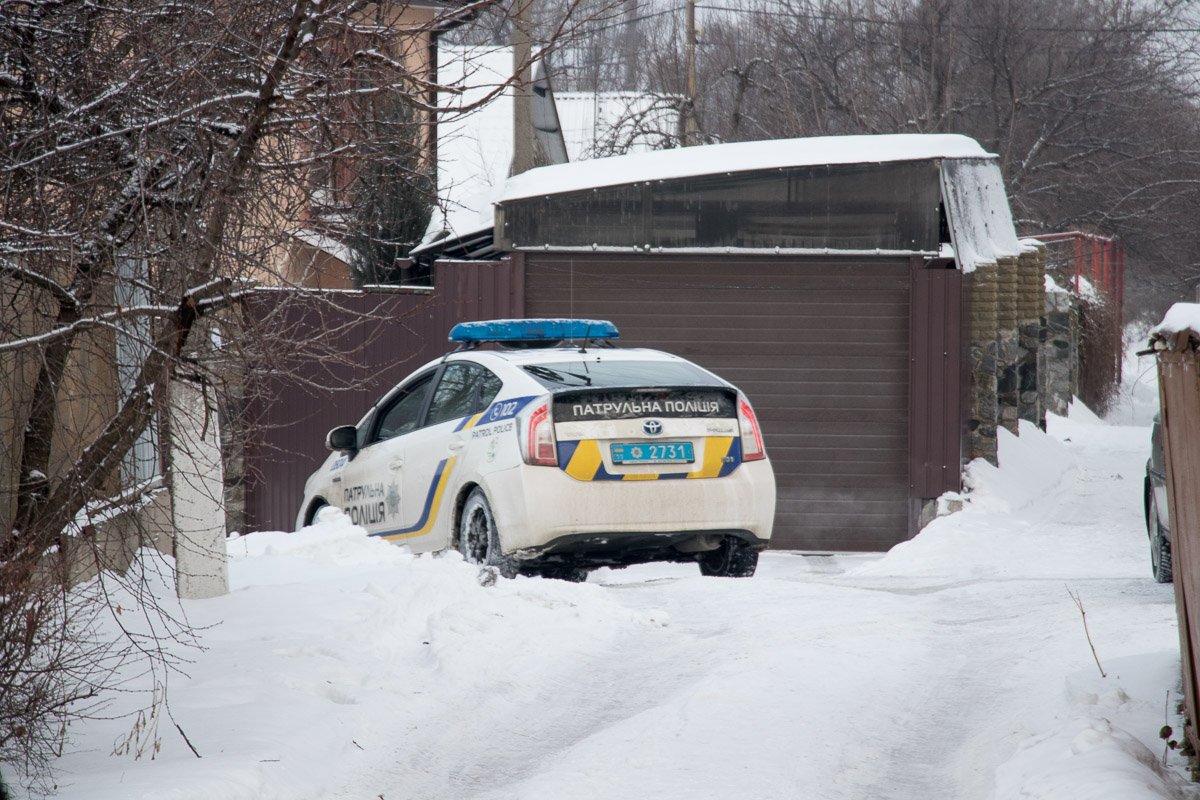 Также на месте работал экипаж патрульной полиции Также на месте работал экипаж патрульной полиции