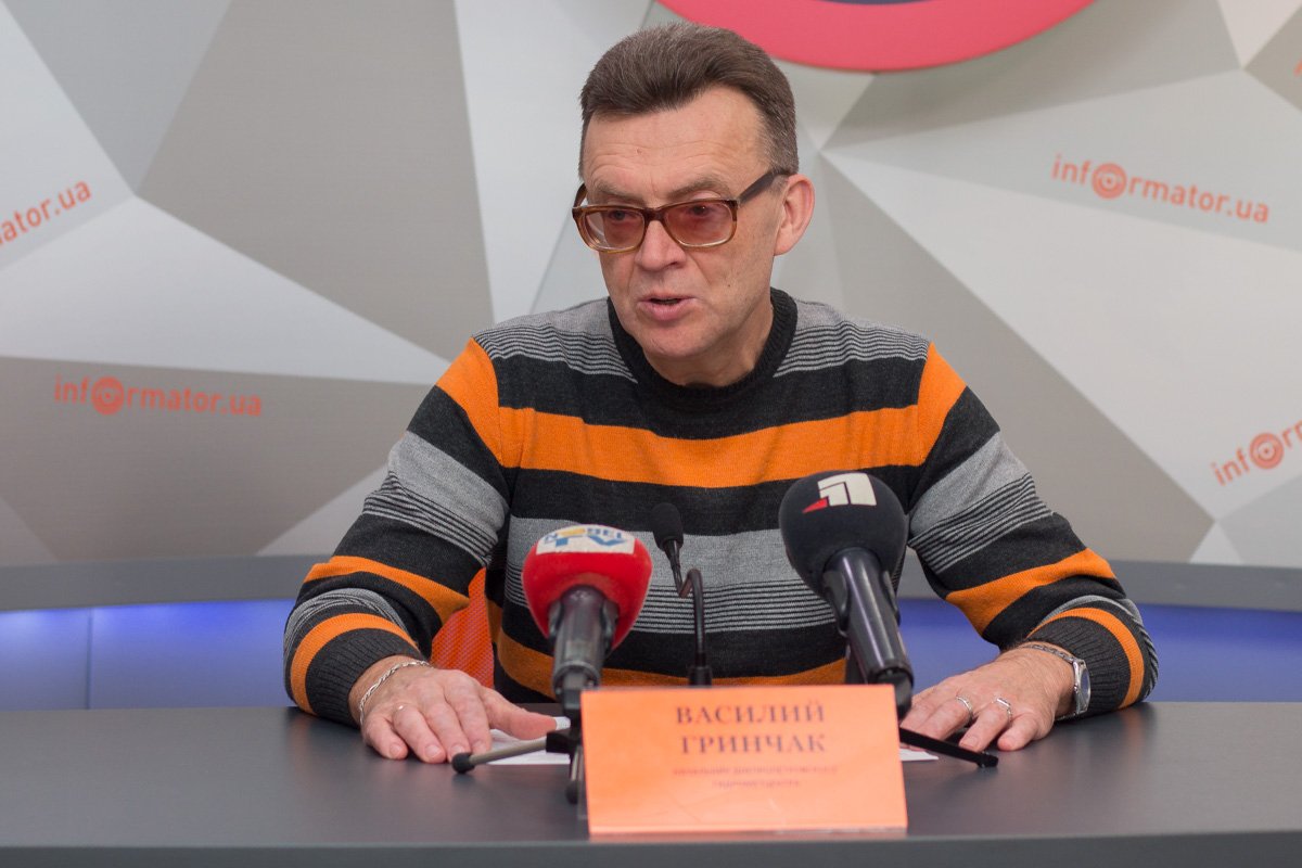 Начальник Днепропетровского регионального центра по гидрометеорологии Василий Гринчак Начальник Днепропетровского регионального центра по гидрометеорологии Василий Гринчак