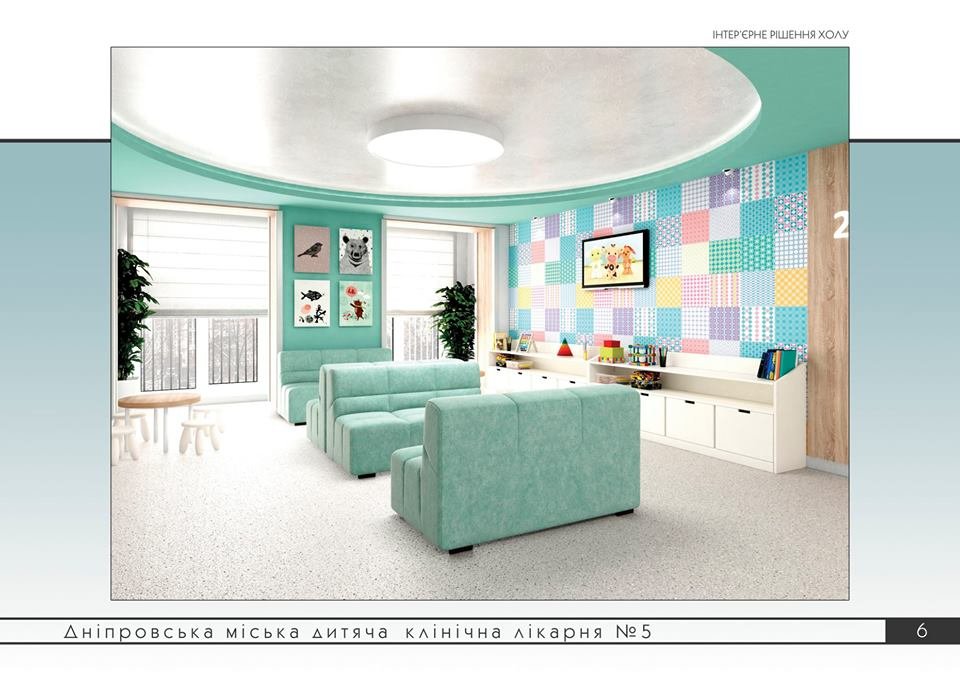 А в холле вместо зеленых стен и сломанных стульев - картины и мягкие диваны