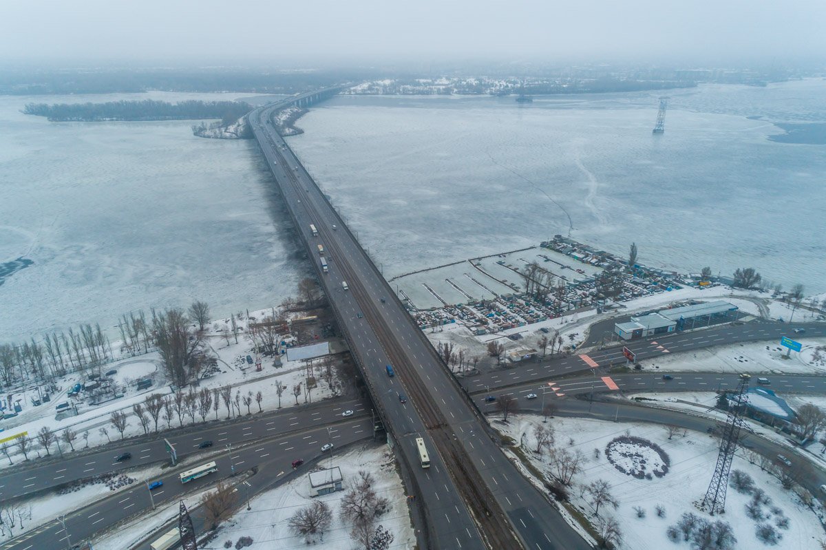 В принципе, если смотреть издалека, то все хорошо В принципе, если смотреть издалека, то все хорошо