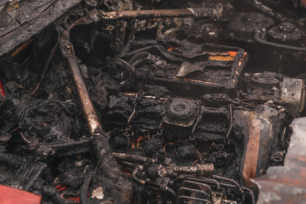 Выгорел моторный отсек