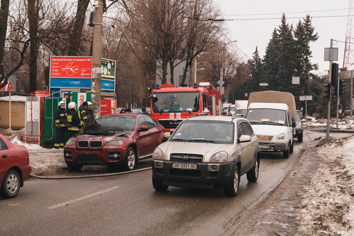 Движение затруднено, занята крайняя правая полоса в сторону подстанции