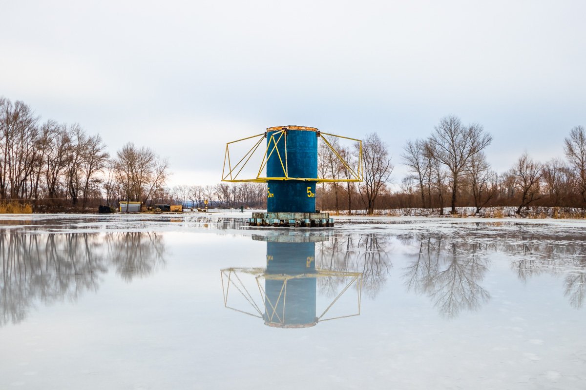 ... начиная от водонапорной башни, заканчивая хвостом ракеты