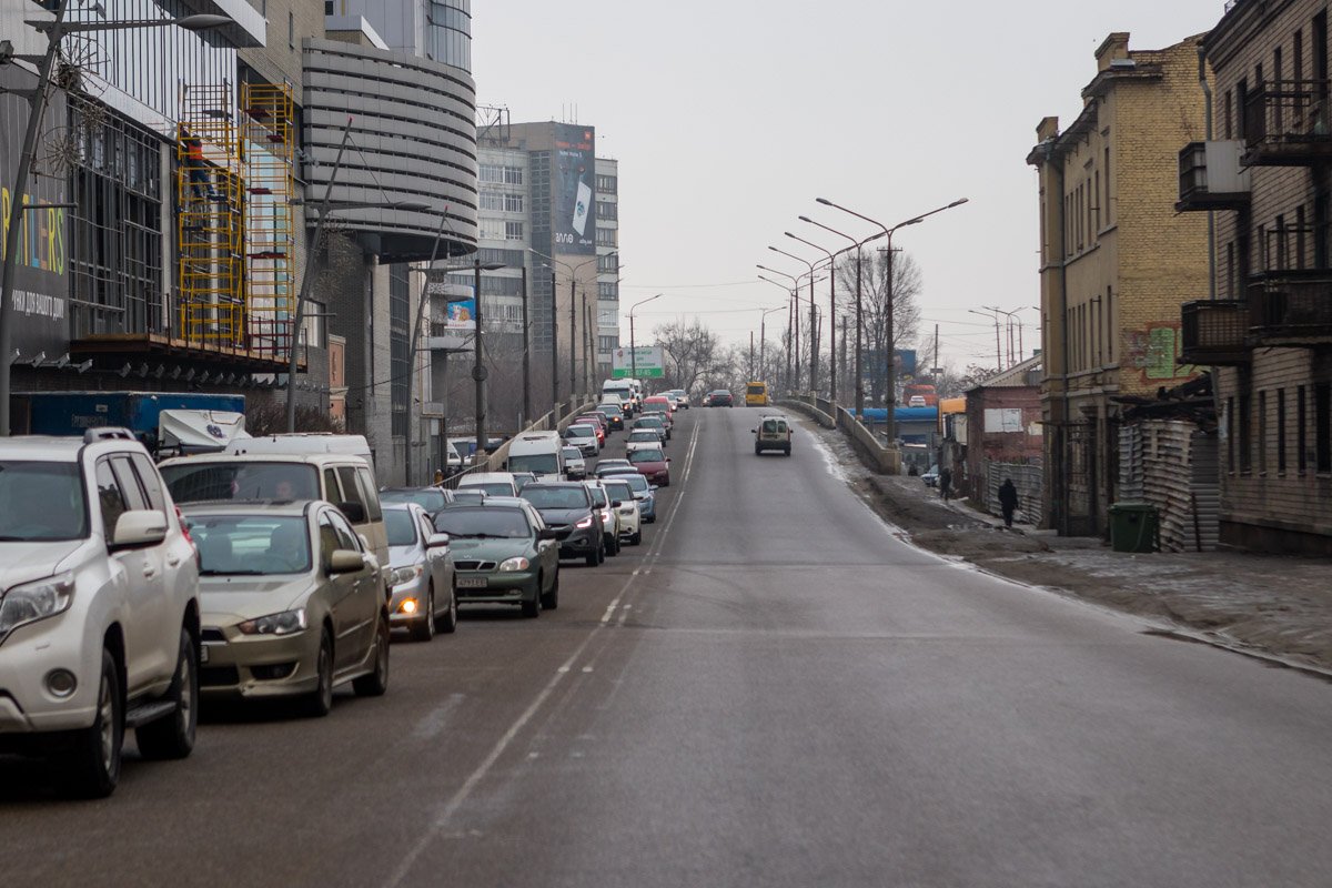 Невозможно не заметить, как дороги оккупировали автомобили