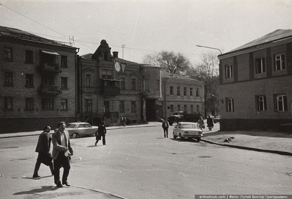 Перекресток улиц Коцюбинского и Глинки. Фото: Путий Виктор