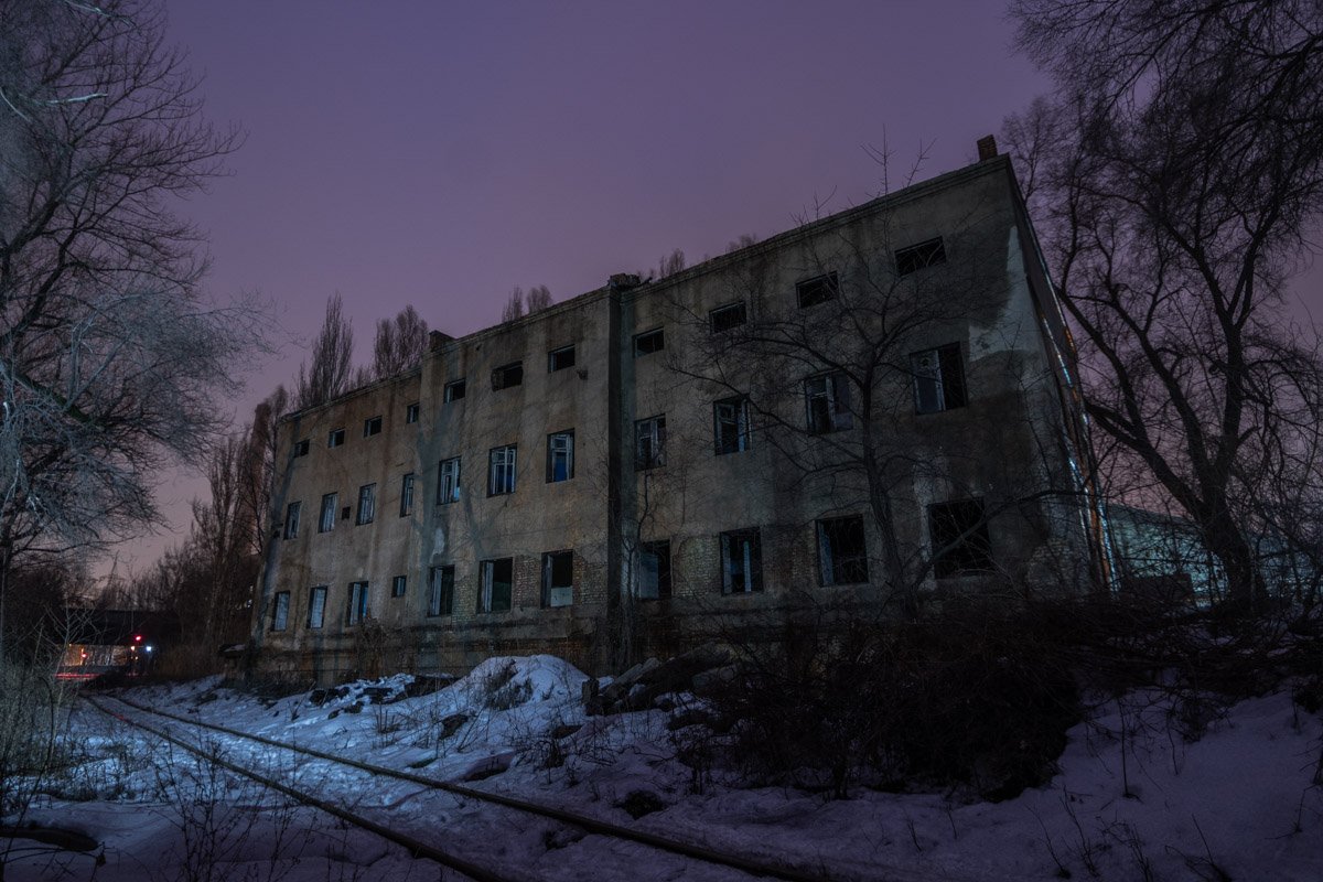 Попробуй зайти сюда и не испугаться Попробуй зайти сюда и не испугаться