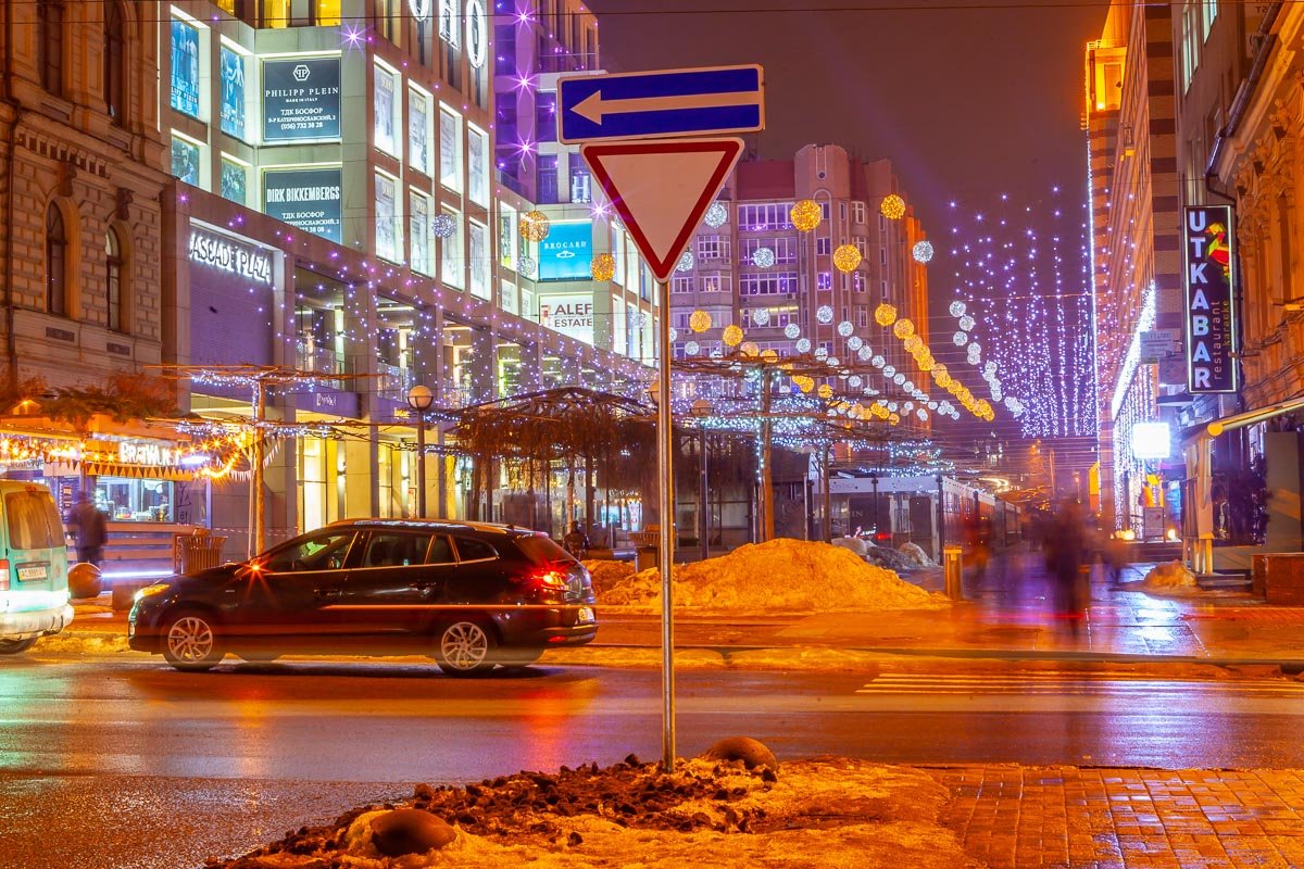 По пути в клуб