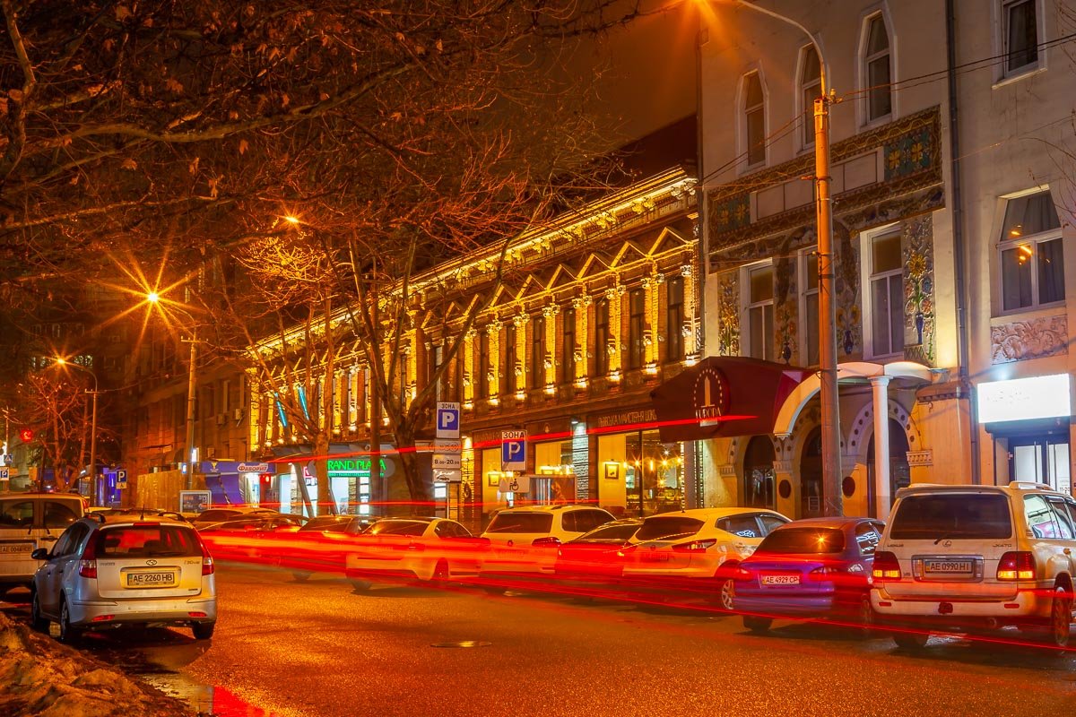 Суета вечернего города