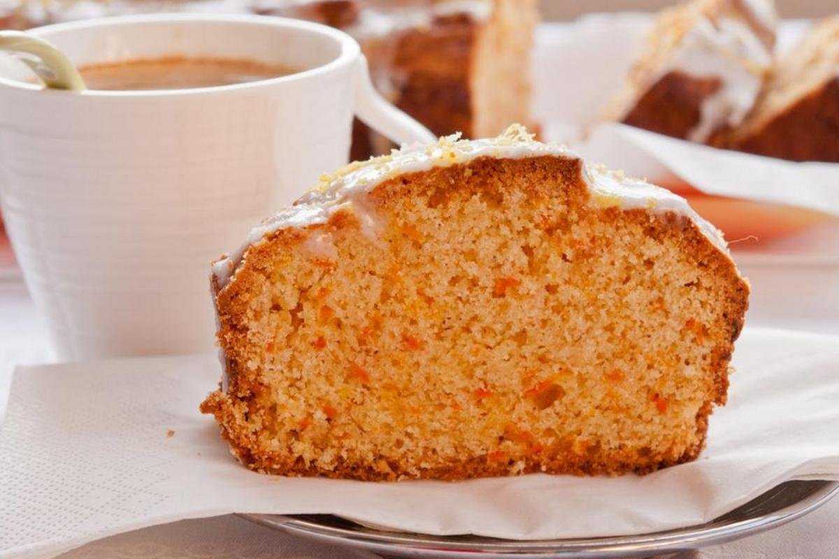 Полезные и вкусные рецепты: как приготовить морковный пирог с апельсином 1