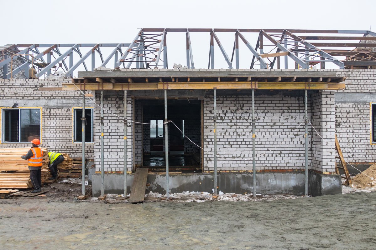 Пока еще Малая групповая школа в Петриковке находится на стадии зародыша Пока еще Малая групповая школа в Петриковке находится на стадии зародыша