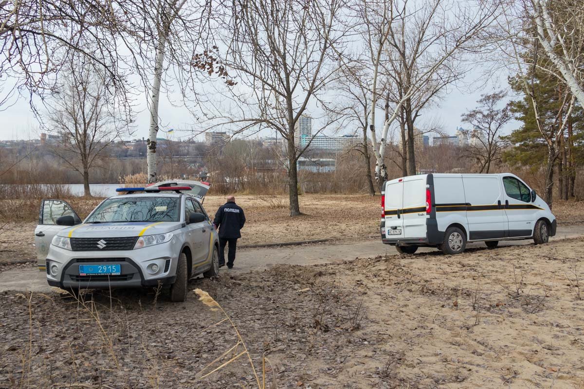 На место немедленно прибыли сотрудники ГСЧС, полиции и СМЭ На место немедленно прибыли сотрудники ГСЧС, полиции и СМЭ