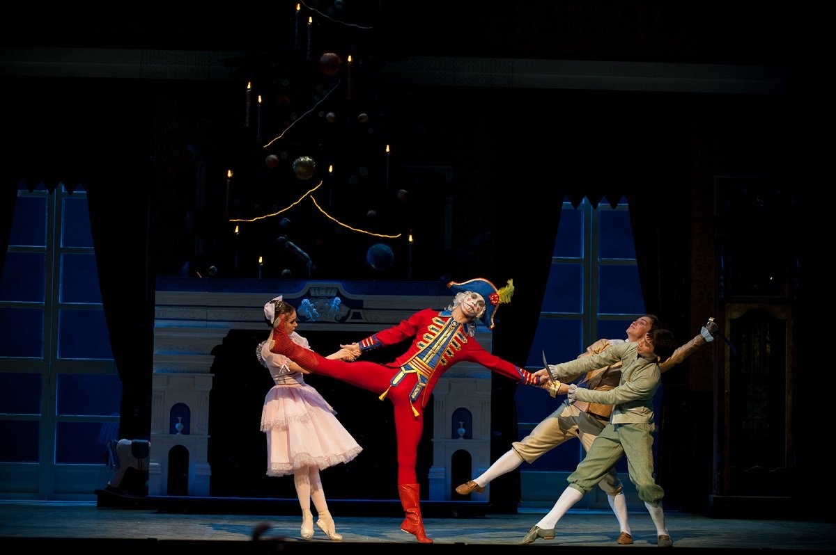 «Щелкунчик» - хореографическая «симфония детства»