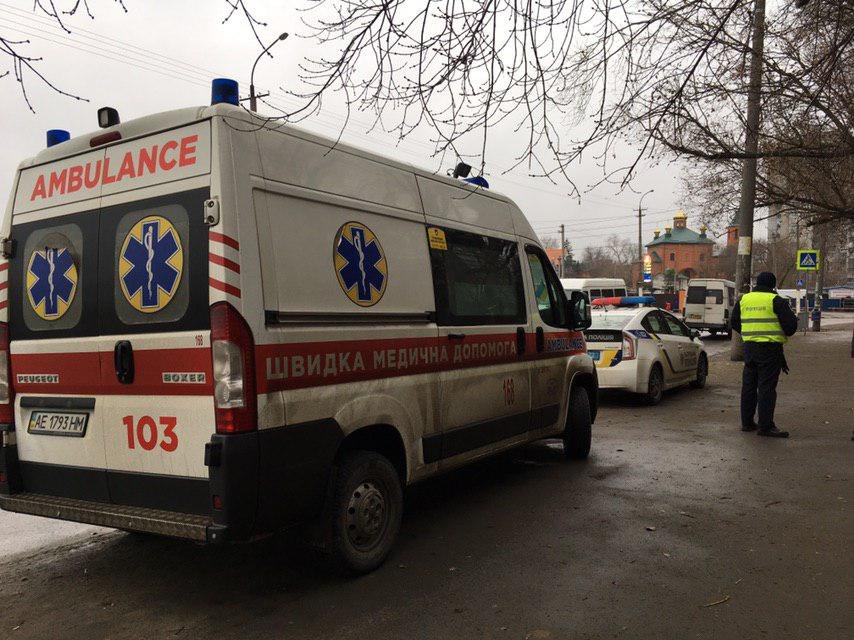 Пострадавшую женщину госпитализировали Пострадавшую женщину госпитализировали