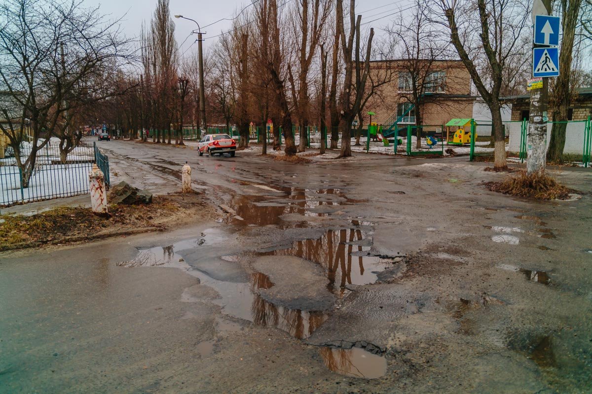 Для таких дорог нужен танк Для таких дорог нужен танк