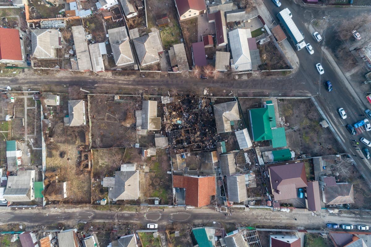 На время ликвидации патрульные также перекрывали улицу Янтарную от Калиновой до Гринченко На время ликвидации патрульные также перекрывали улицу Янтарную от Калиновой до Гринченко